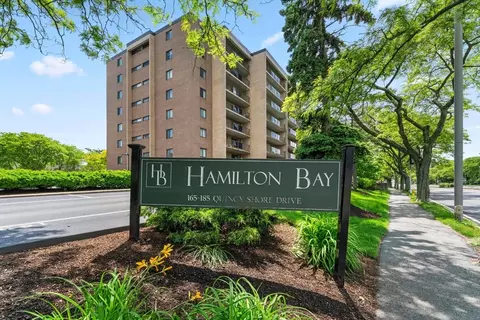 185 Quincy Shore Dr #68, Quincy, MA 02171