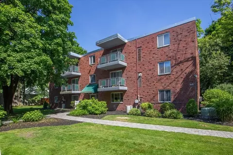 302 Commercial St #34, Braintree, MA 02184