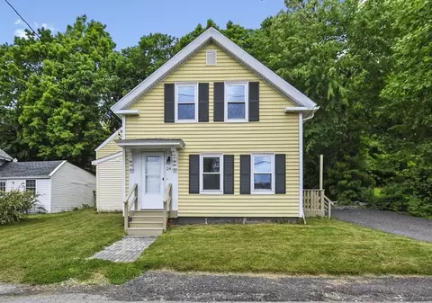 24 Bligh St, Ayer, MA 01432