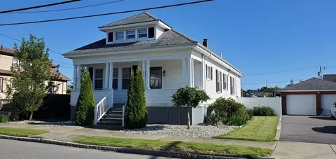 184 Matthew St, New Bedford, MA 02740