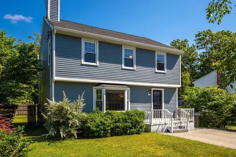 10 Beechwood Ave, Sudbury, MA 01776