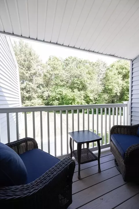 Exterior - 612 Edgebrook Dr #612, Boylston, MA 01505 photo 4 of 8