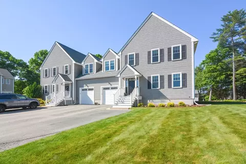 58 Home Town Ter #58, Bridgewater, MA 02324