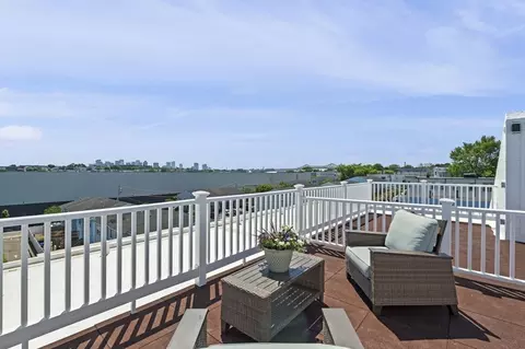 172 Maverick St #1, Chelsea, MA 02150