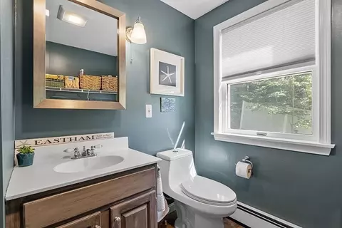 Bath - 46 Battles Rd, Westminster, MA 01473 photo 1 of 2