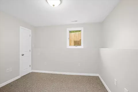 Bedroom - 3 Porter St # -B, Worcester, MA 01604 photo 3 of 4