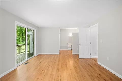 Bedroom - 3 Porter St # -B, Worcester, MA 01604 photo 1 of 4