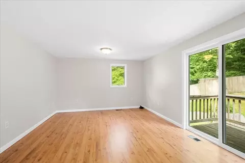 Living - 3 Porter St # -B, Worcester, MA 01604 photo 3 of 3