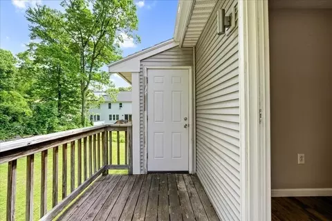 Exterior - 3 Porter St # -B, Worcester, MA 01604 photo 5 of 15