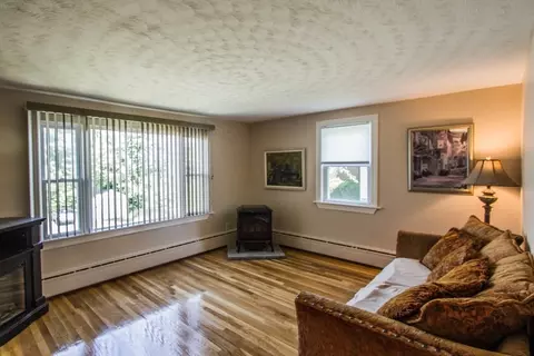 120 Orient St, Worcester, MA 01604 photo 9