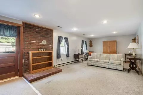 89 North St, Douglas, MA 01516 photo 23
