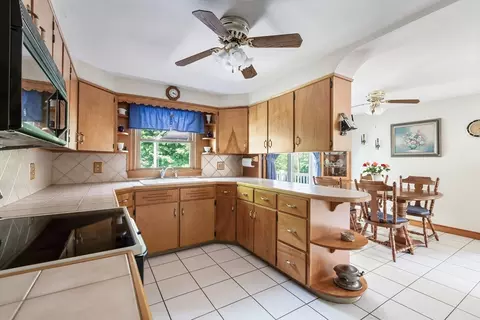 89 North St, Douglas, MA 01516 photo 13