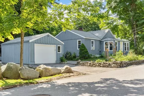 9 Willard Rd, Ashburnham, MA 01430 photo 3