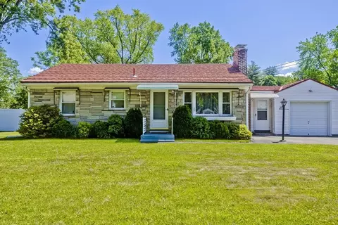 119 Kane St, Springfield, MA 01119