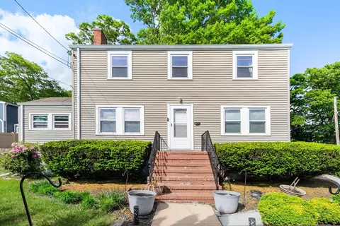 35 Birchcroft Rd, Hyde Park, MA 02136