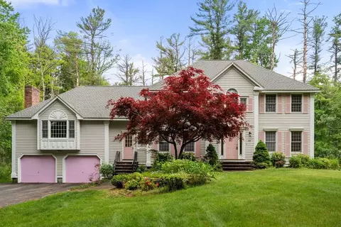 65 Osgood St, Andover, MA 01810