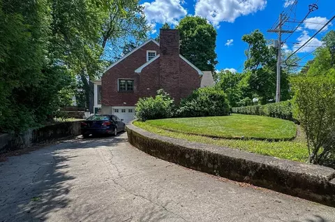 Exterior - 31 Sumner Rd, Brookline, MA 02445 photo 4 of 4