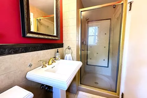 Bath - 31 Sumner Rd, Brookline, MA 02445 photo 1 of 3
