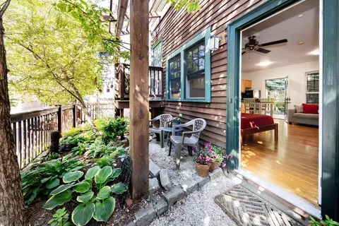 419 Norfolk St #1F, Somerville, MA 02144