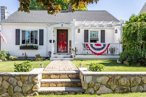 26 Illinois St, New Bedford, MA 02745