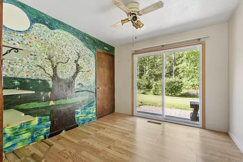 91 Cass Cir, Athol, MA 01331 photo 18