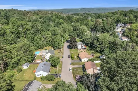 91 Cass Cir, Athol, MA 01331 photo 5