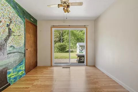 91 Cass Cir, Athol, MA 01331 photo 17