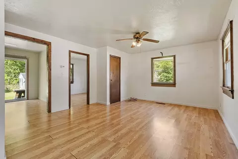 91 Cass Cir, Athol, MA 01331 photo 14