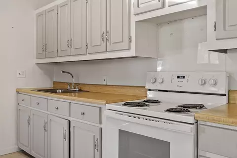 91 Cass Cir, Athol, MA 01331 photo 11