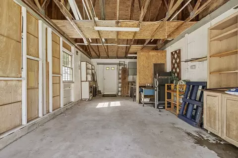 91 Cass Cir, Athol, MA 01331 photo 32