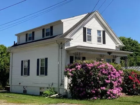 72 Middle Rd, Acushnet, MA 02743 photo 2