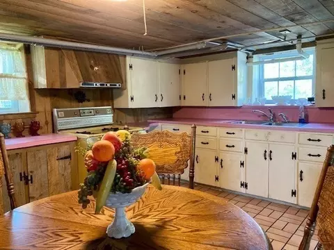 72 Middle Rd, Acushnet, MA 02743 photo 15