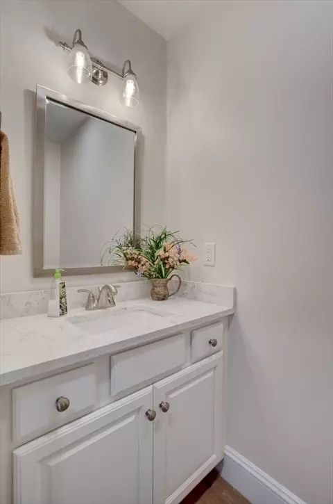 Bath - 267 Collins Rd, Hardwick, MA 01082 photo 4 of 4