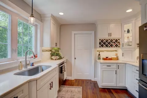 Kitchen - 267 Collins Rd, Hardwick, MA 01082 photo 2 of 3