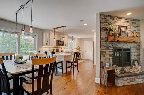 Dining - 267 Collins Rd, Hardwick, MA 01082 photo 2 of 4