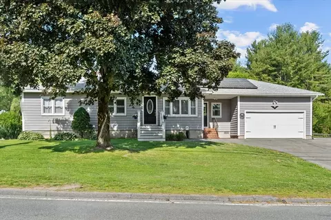 389 Howe St, Methuen, MA 01844