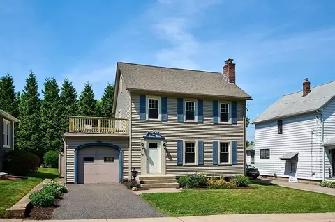 39 Dillon Ave, Holyoke, MA 01040