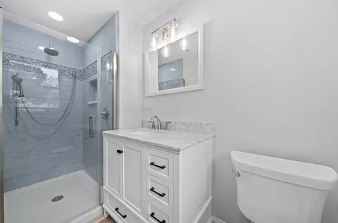 5 Wheeler Cir, Canton, MA 02021 photo 13