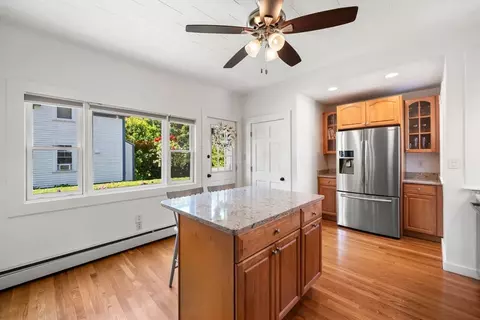 Kitchen - 190 Green St, Reading, MA 01867 photo 2 of 5