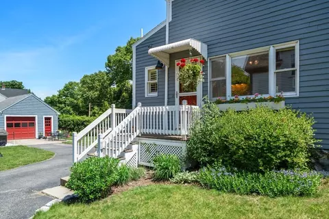 Exterior - 190 Green St, Reading, MA 01867 photo 2 of 8