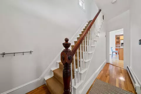Entry Way - 190 Green St, Reading, MA 01867 photo 3 of 3