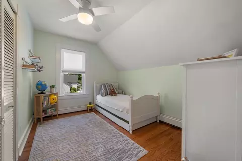 Bedroom - 190 Green St, Reading, MA 01867 photo 3 of 4