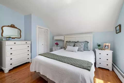 Bedroom - 190 Green St, Reading, MA 01867 photo 1 of 4