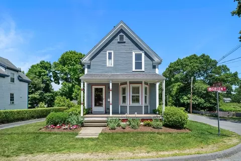 Exterior - 190 Green St, Reading, MA 01867 photo 4 of 8