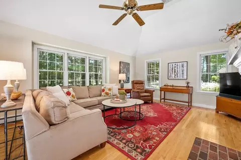 27 Talbott Farm Dr, Mendon, MA 01756 photo 19