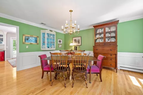 27 Talbott Farm Dr, Mendon, MA 01756 photo 4