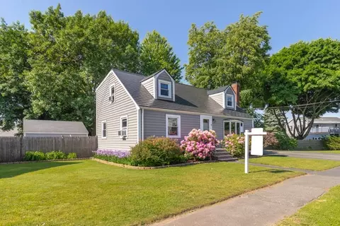 Exterior - 9 Palmer Ave, Danvers, MA 01923 photo 2 of 6