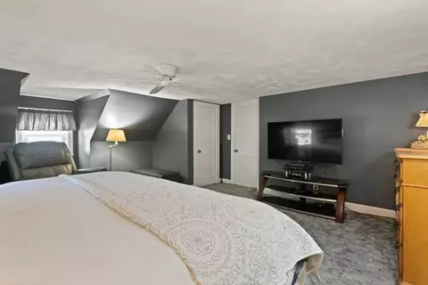 Bedroom - 9 Palmer Ave, Danvers, MA 01923 photo 2 of 4