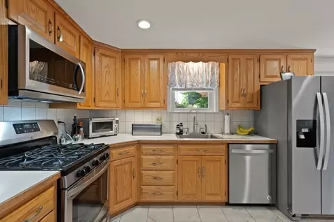 Kitchen - 9 Palmer Ave, Danvers, MA 01923 photo 3 of 3