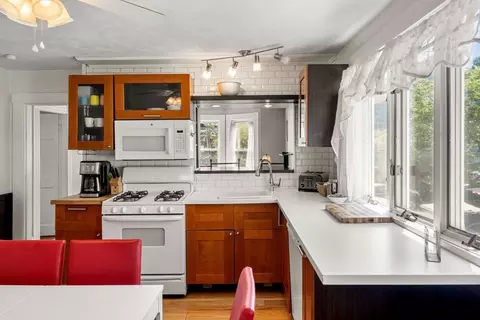 Kitchen - 10 Jasper St, Beverly, MA 01915 photo 5 of 7